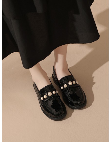 Round-Toe Split-Joint Loafers