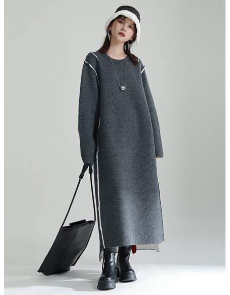 Casual Long Sleeves Loose Solid Color Round-Neck Sweater Dresses