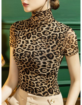 Urban Skinny Leopard High-Neck T-Shirts Tops